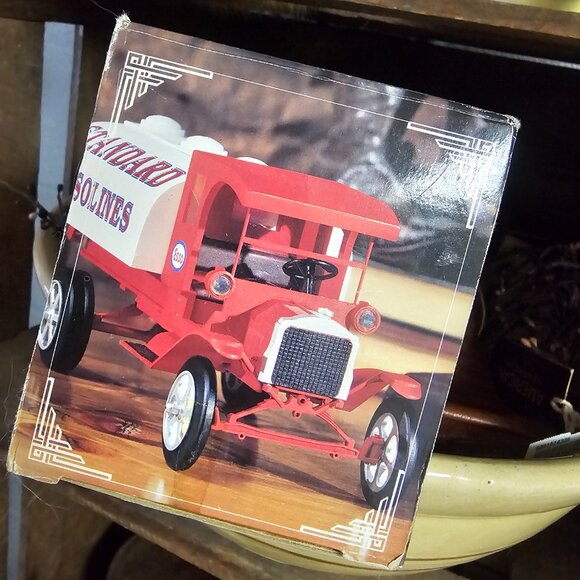 Esso exon toy truck - Picture 3 of 9